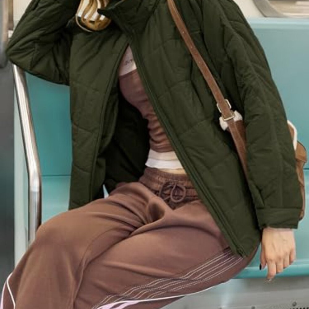 Oversized Lightweight Down Puffer Jacket Packable… - image 5